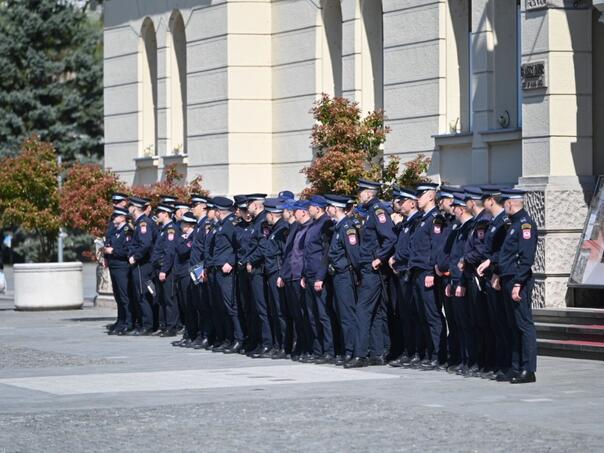 Policija postrojena u Banja Luci: Sve spremno za dolazak Trumpa mlađeg