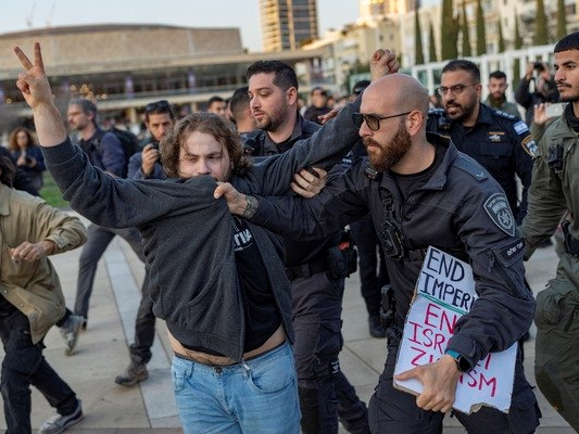Policija rastjerala antiratne demonstrante u Tel Avivu