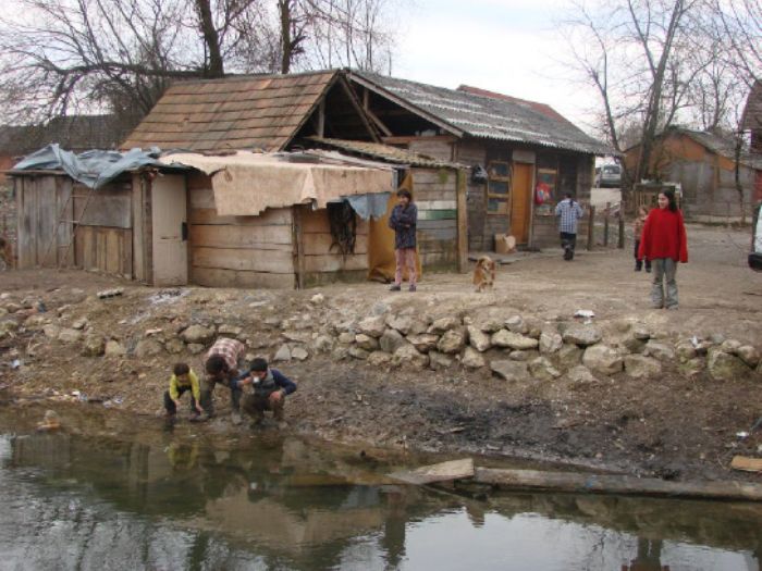 Policija romsko naselje u Sloveniji proglasila "sigurnosnim rizikom"