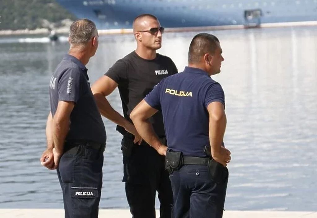 Policija u Neumu uhapsila svog kolegu: Bio pozitivan na kokain