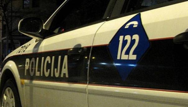 Potjera u Sarajevu: Napadač poginuo, policajac ranjen