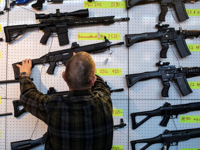 Poljaci sve češće traže dozvole za oružje, broj premašio milion