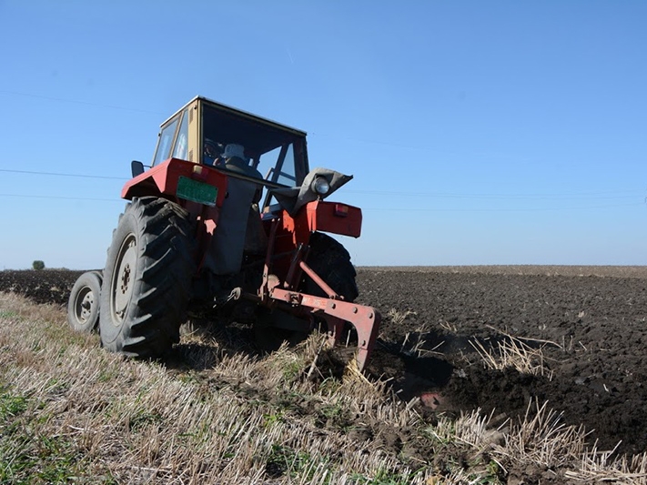 Poljoprivrednici u TK pred izazovima: Poskupljenje repromaterijala i goriva otežava sjetvu
