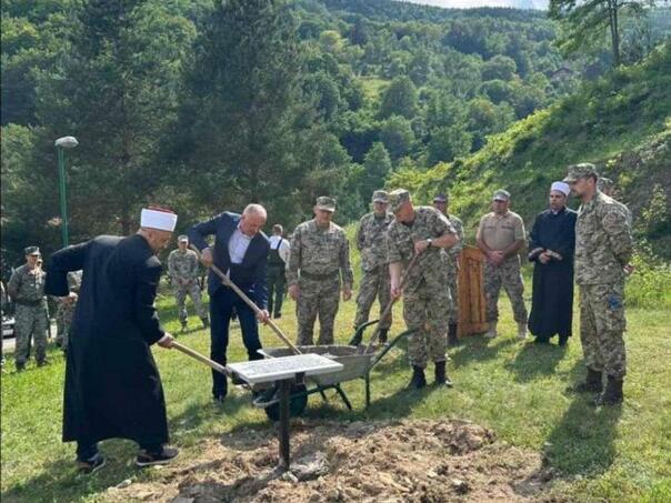 Položen kamen temeljac za izgradnju prvog vojnog mesdžida OSBiH