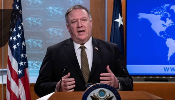 Pompeo: Kina sprovodi zločin nas muslimanima