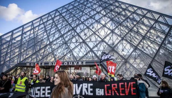 Ponovo otvoren čuveni Muzej Louvre, nije radio zbog štrajka radnika