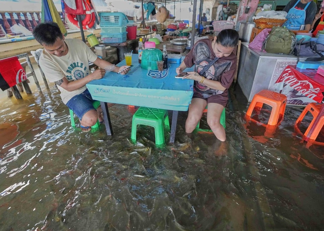 Poplave se pogoršavaju u centralnom Vijetnamu, broj žrtava porastao na 16