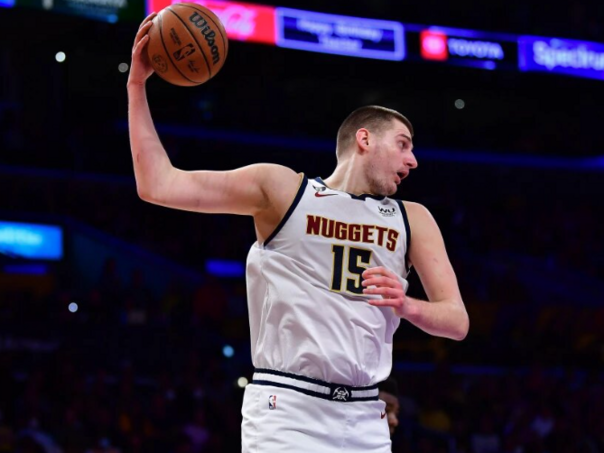 Poraz Denvera od Chicaga uz novi triple-double Jokića