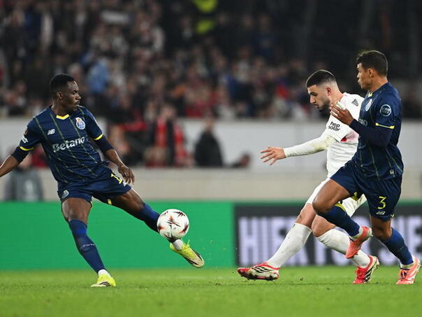 Porto srušio Stuttgart, remi u italijanskom derbiju