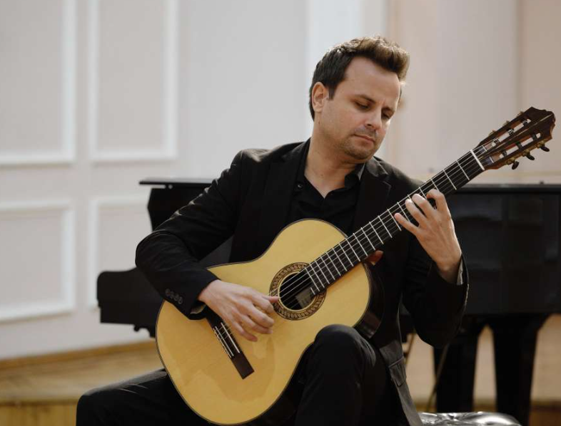 Portorikanski gitarist Hermelindo Ruiz nastupio na Muzičkoj akademiji UNSA