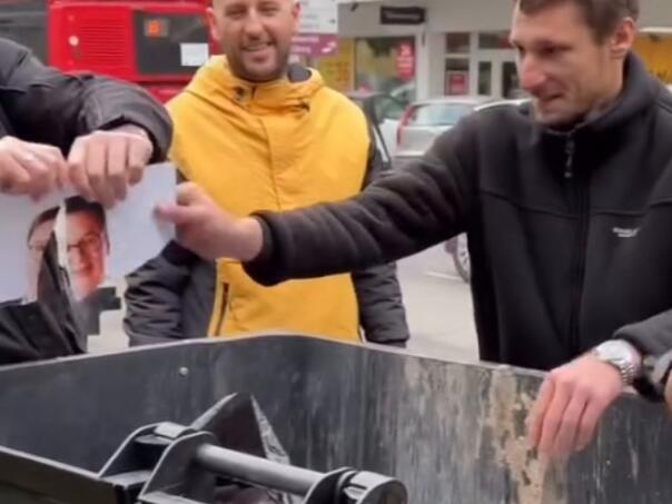 Vučićev portret uklonjen iz ureda gradonačelnika Kragujevca