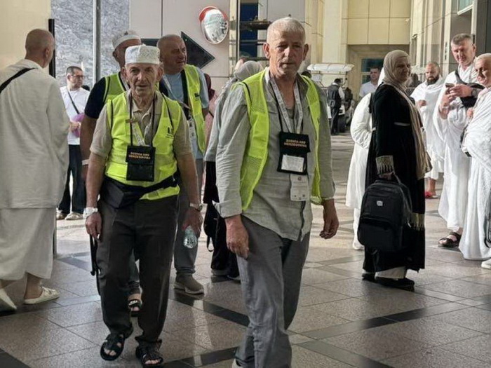 Posljednja grupa hadžija stigla u Mekku