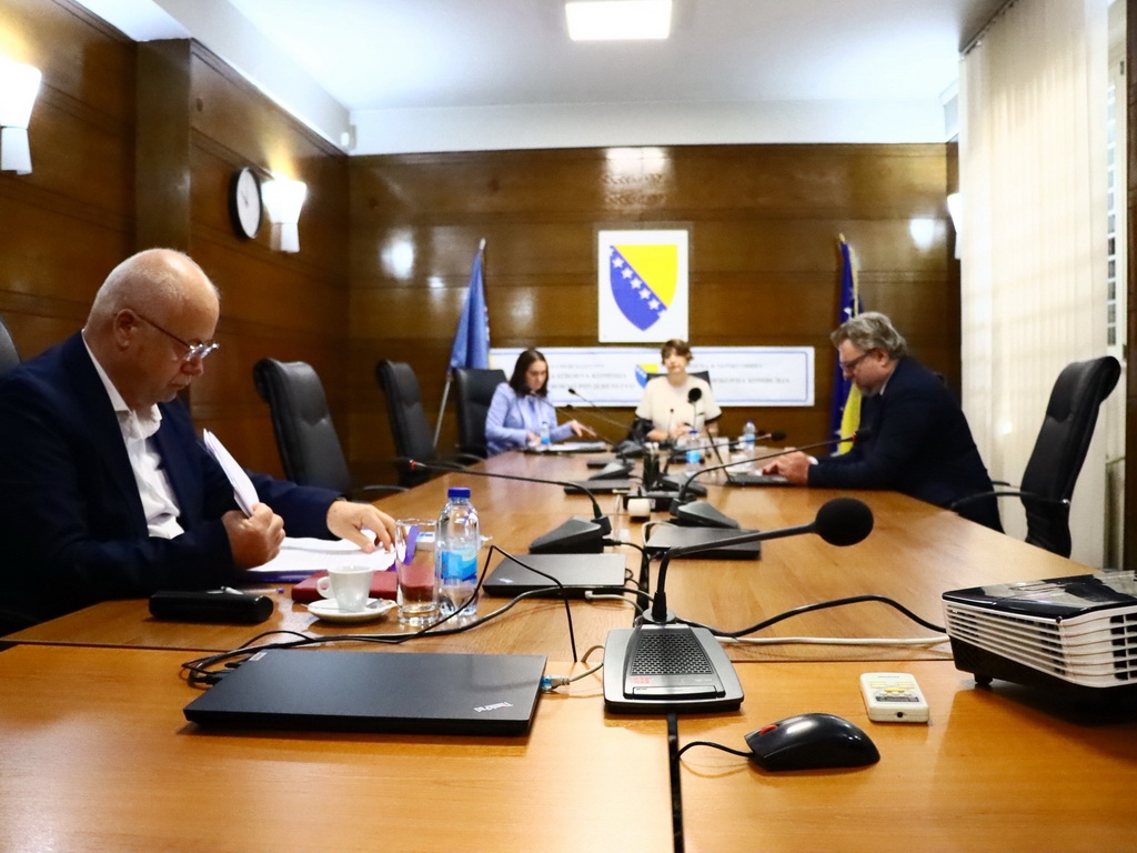 Postupak pripreme glasačkih listića za ponovne prijevremene izbore za predsjednika RS