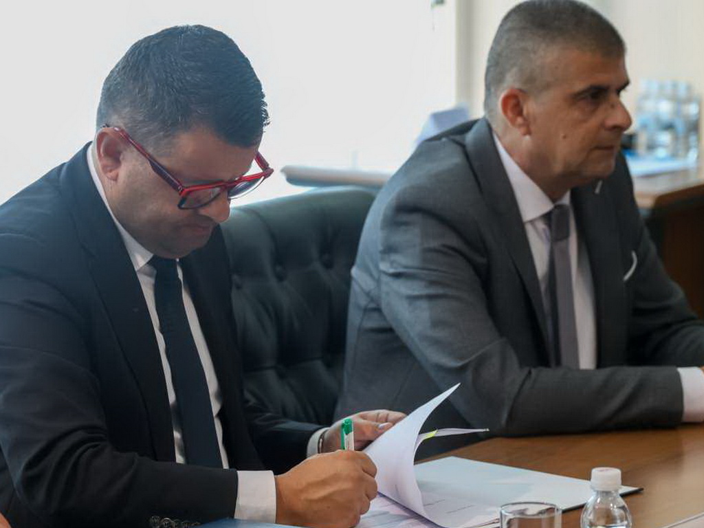 Potpisani sporazumi vrijedni 771.000 KM za obnovu vjerskih objekata u BiH