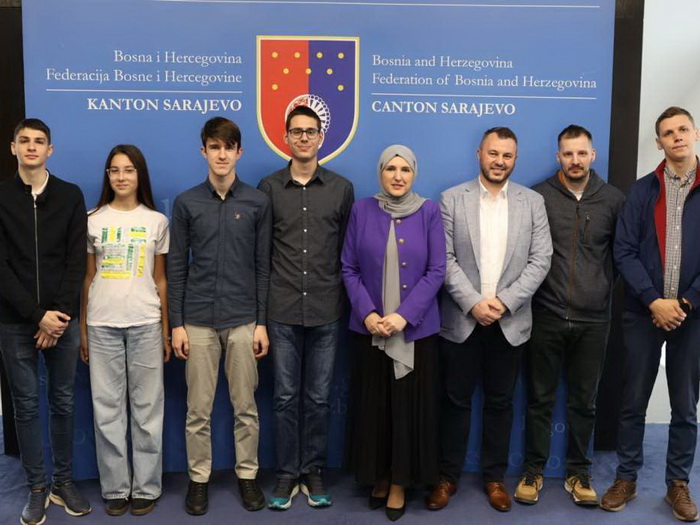 Potpisani ugovori za odlazak učenika iz KS na međunarodne matematičke olimpijade