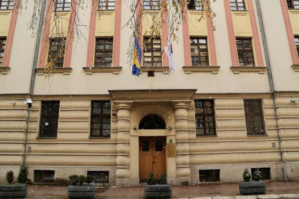 Šokantni detalji optužnice protiv muškaraca iz Sarajeva: Djevojku zarobili, silovali i snimali