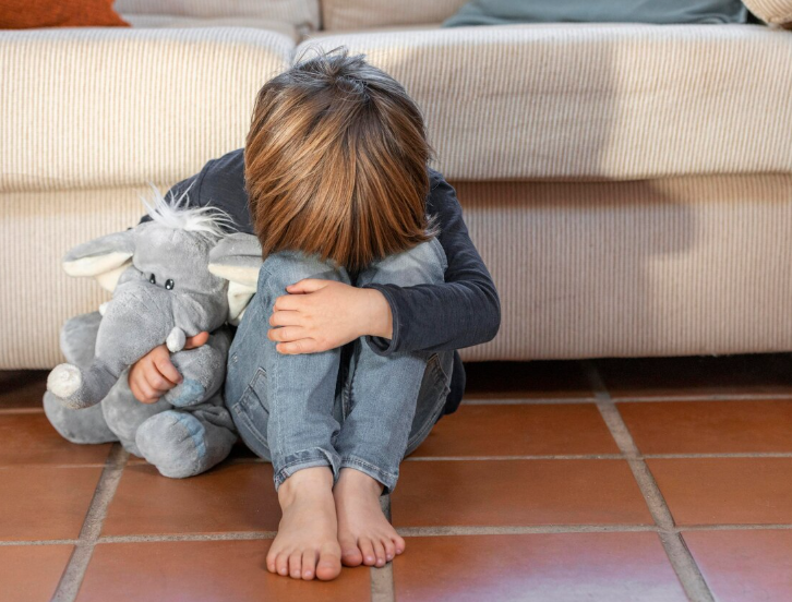 Potvrđena optužnica: U telefonu mu pronašli 118 slika polnih organa djece