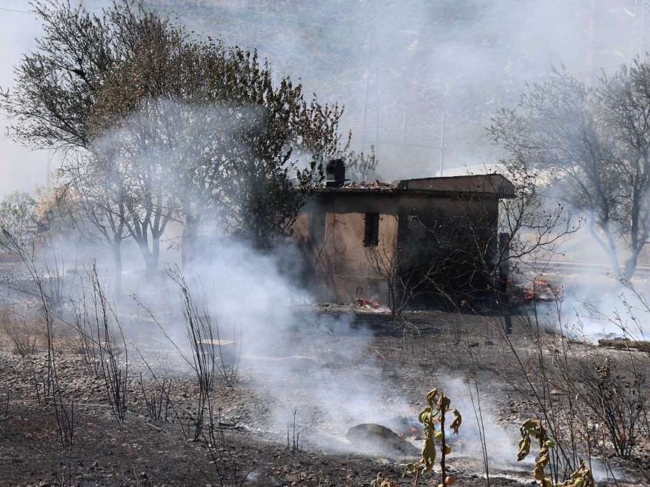 Požar u Raštanima stavljen pod kontrolu, slijedi osposobljavanje pruge