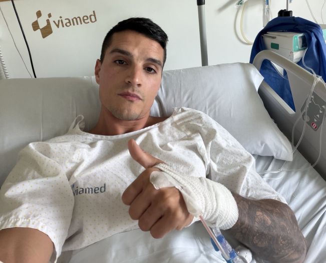 Poznati fudbaler prekinuo karijeru u 33. godini: "Nadam se životu bez boli"