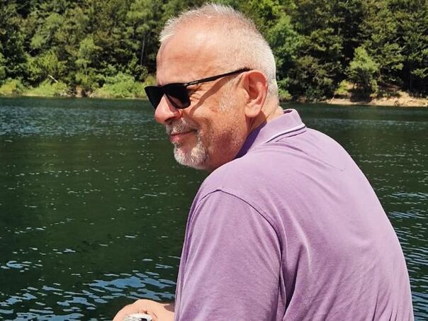 Poznati hrvatski voditelj imao nesreću u Zagrebu, sudario se s tramvajem