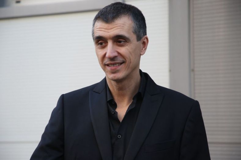 Poznati pjevač Marko Bulat uhapšen zbog nasilja nad suprugom