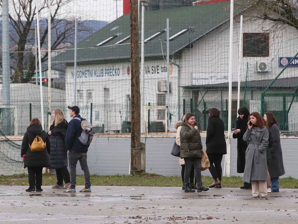 Poznati prvi detalji o napadaču u zagrebačkoj školi, učiteljici se bore za život