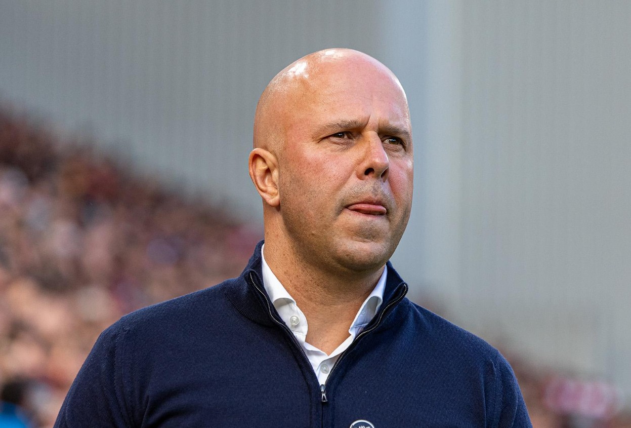 Poznato koliko bi Liverpool morao platiti Slotu ako ga odluči smijeniti