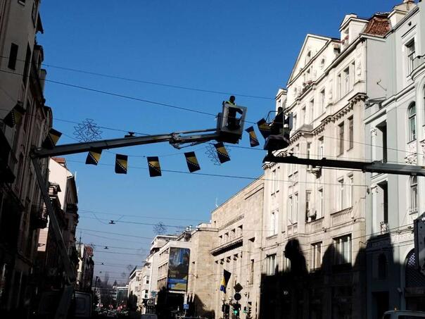 Praznično dekorisanje Sarajeva povodom Dana nezavisnosti BiH