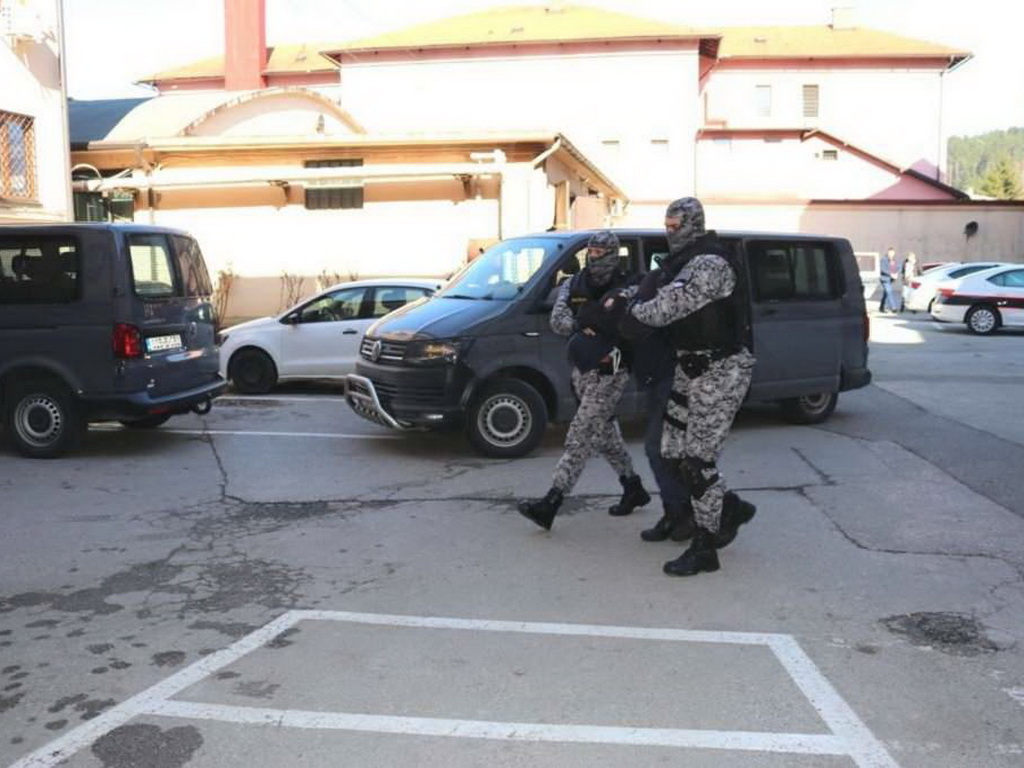 Predložen pritvor za Samira Kešetovića zbog nasilja u porodici, prijetio ubistvom
