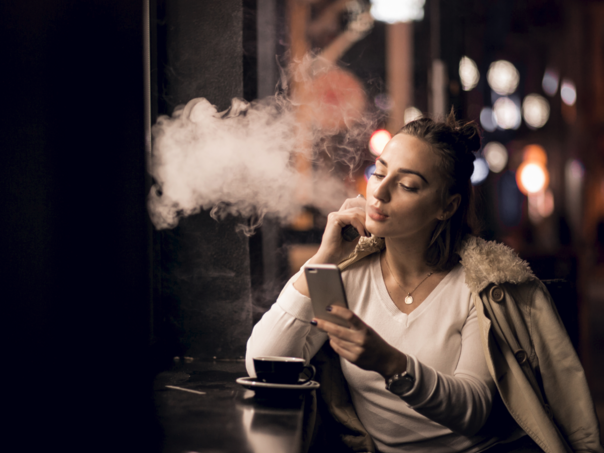 Predložena zabrana pušenja u zatvorenim prostorima u RS, kazne do 6.000 KM