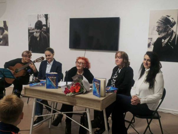 Predstavljena knjiga "Vrisak ostanka" Refike Dedić: Ostati u domovini ili otići?