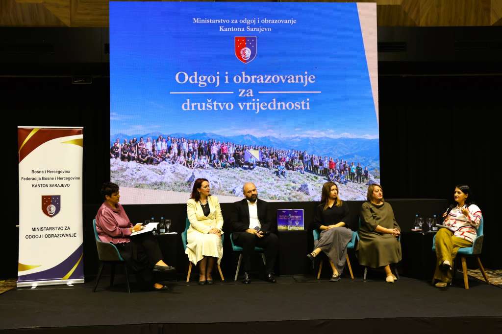 Predstavljena publikacija o pet godina razvoja obrazovanja u Kantonu Sarajevo