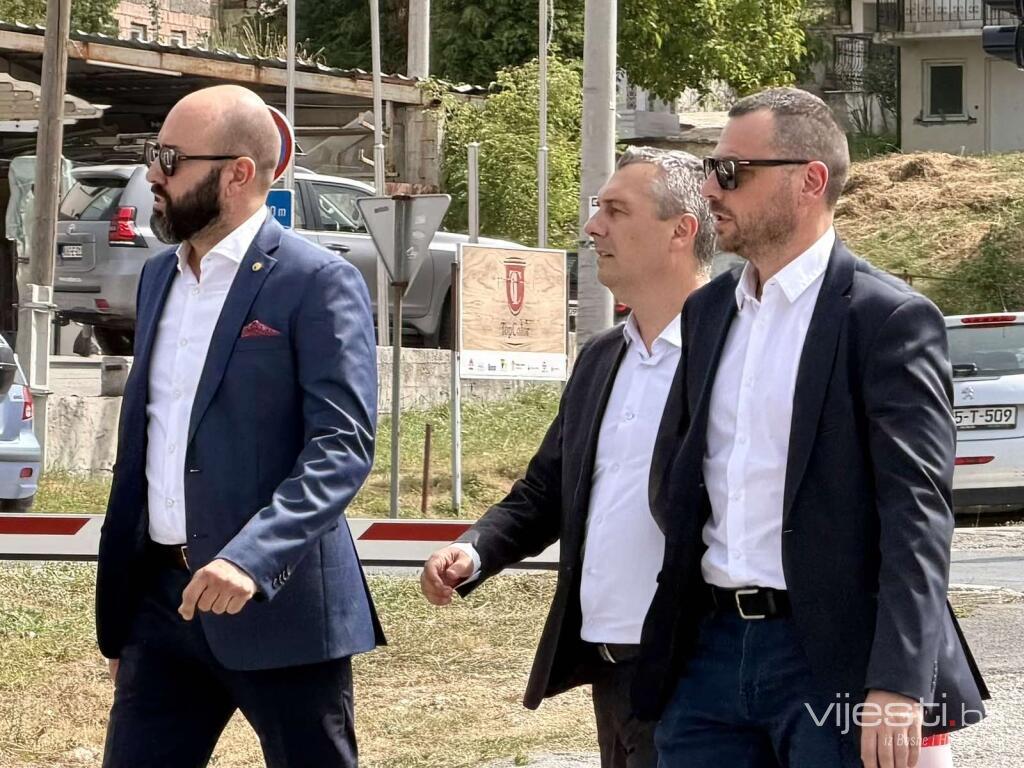 Predstavnici SDP-a podnijeli prijavu protiv Dodika, Stevandića, Draška...
