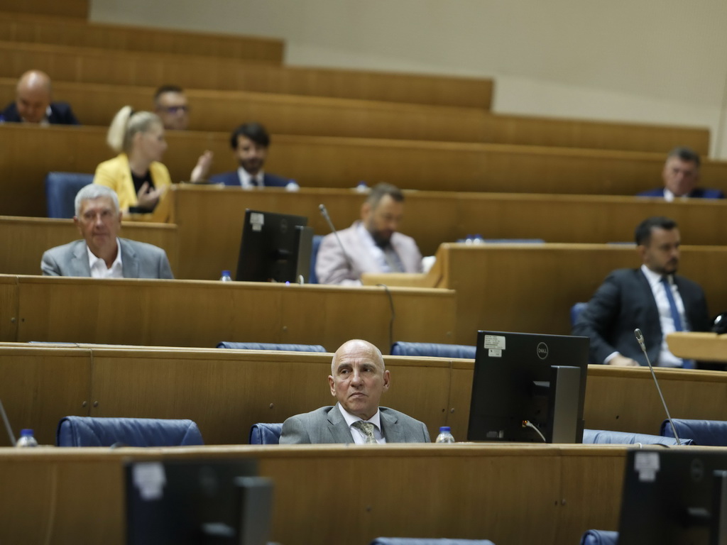 Predstavnički dom PSBiH raspravljao o kupovini "kumovske zgrade" u Banjoj Luci