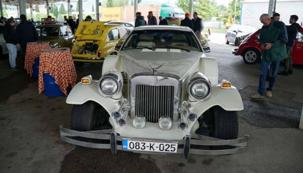 Preko 60 oldtimera na ovogodišnjem skupu u Mostaru