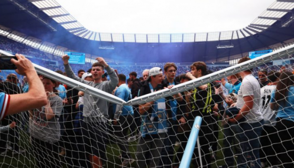 Premier liga prijeti zatvaranjem stadiona