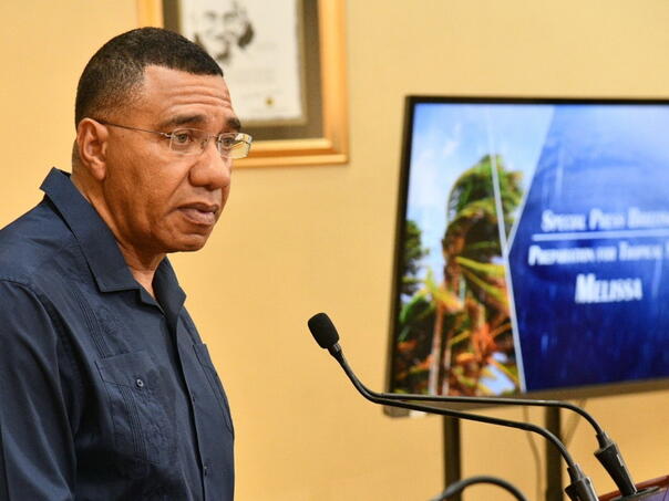 Premijer Jamajke: Svaka ruka u obnovi će nam biti od pomoći