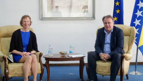 Premijer Nikšić sa direktoricom USAID-a o prioritetima Vlade FBiH