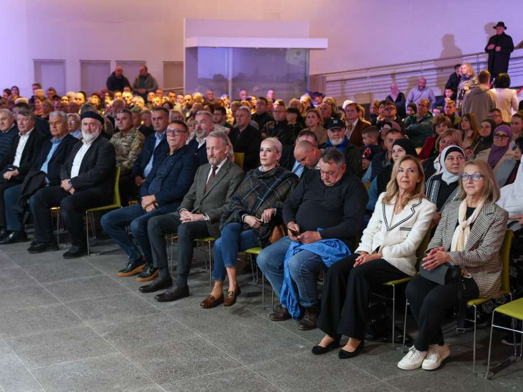 Premijerno prikazan film "Alija - San o zemlji na razmeđu svjetova"