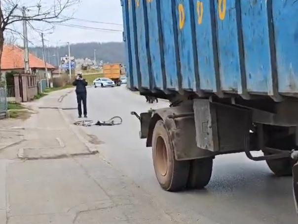 Preminuo biciklista kojeg je udario kamion u Banjaluci