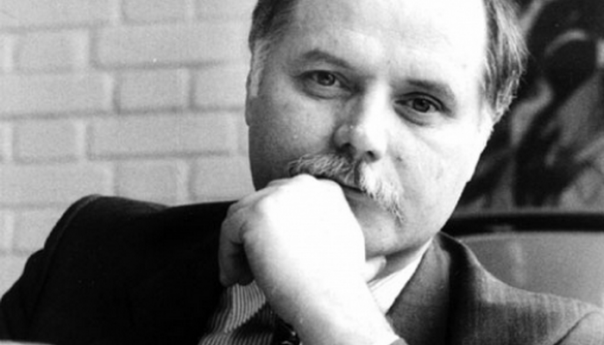 Preminuo Kemal Kurspahić, urednik godine u svijetu 1993.