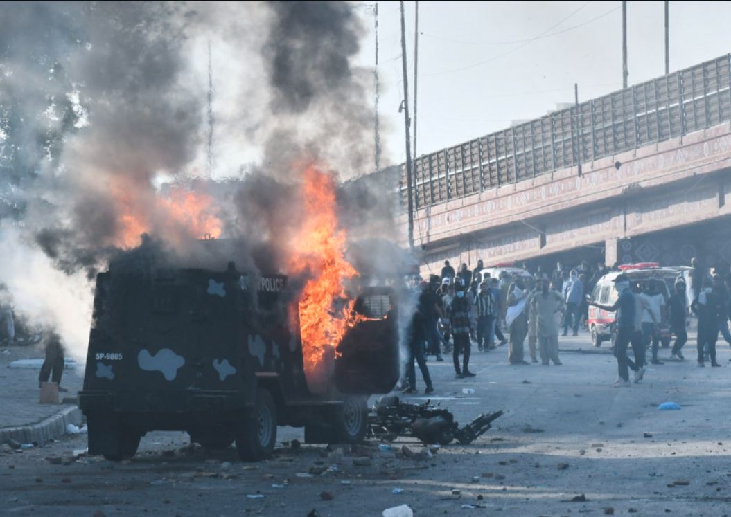 "Prešli ste crvenu liniju“: Sukob Pakistana i Afganistana prijeti eskalacijom