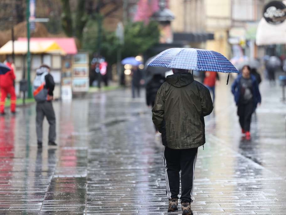 Pretežno oblačno danas, krajem dana kiša