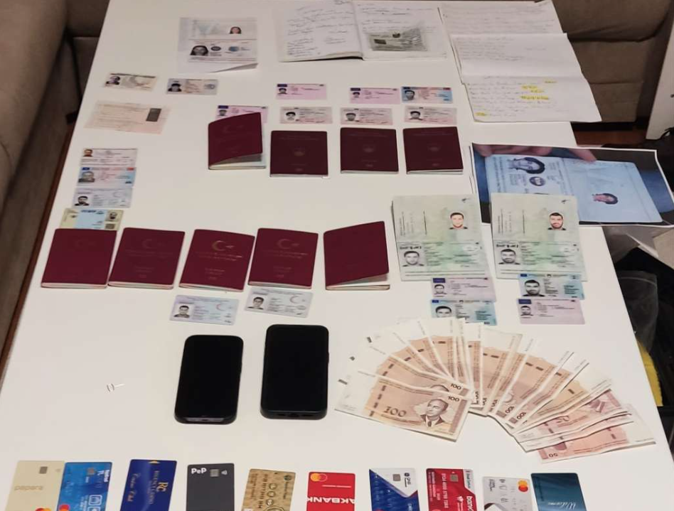 Pretres na Ilidži: Oduzeti krivotvoreni dokumenti i oprema za njihovu izradu