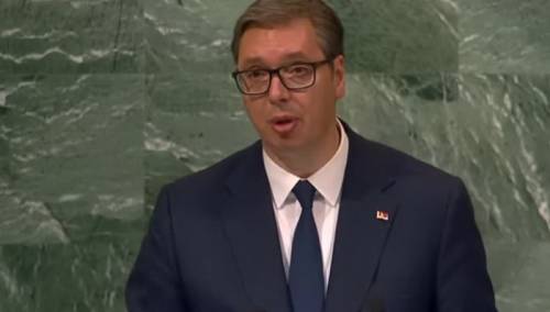 Prevodilac se nasmijao nakon što je Vučić u UN-u rekao 'Živjela Srbija'