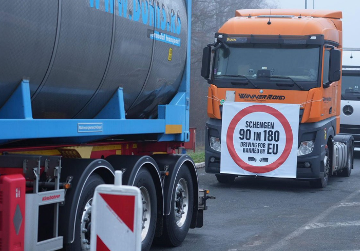 Prevoznici iz Srbije obustavljaju blokade saobraćaja na prelazima