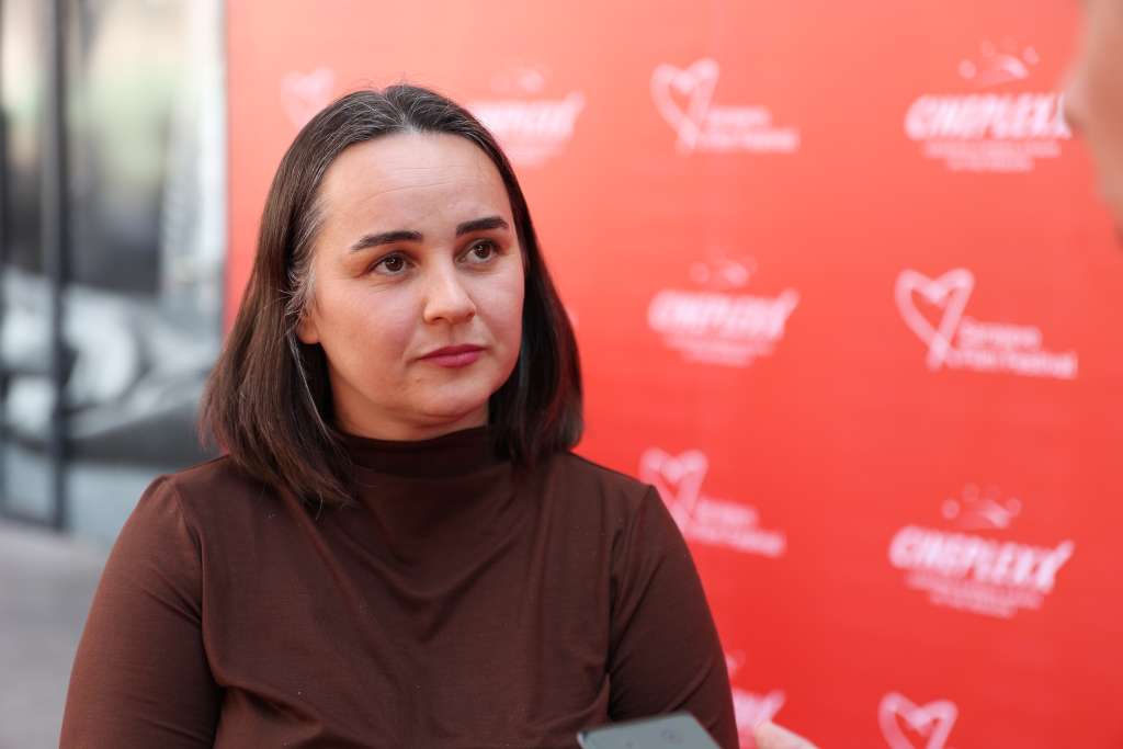 Prikazan film "Electing Ms Santa" moldavske režiserke Raise Razmerite