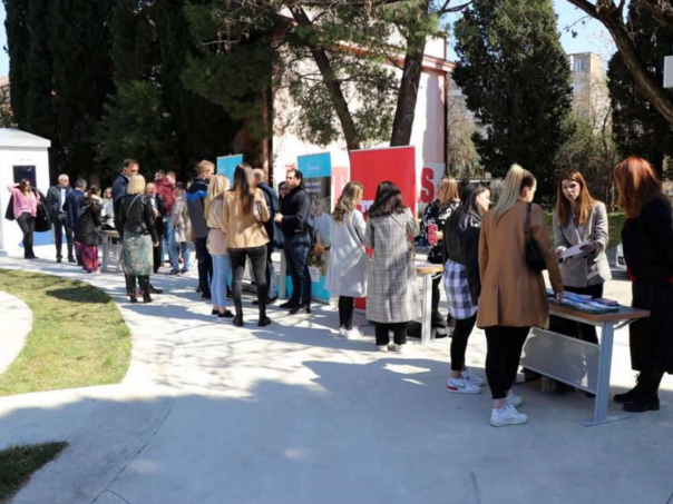 Prilika za mlade da ostanu i razvijaju svoje poslovne ideje u Jajcu