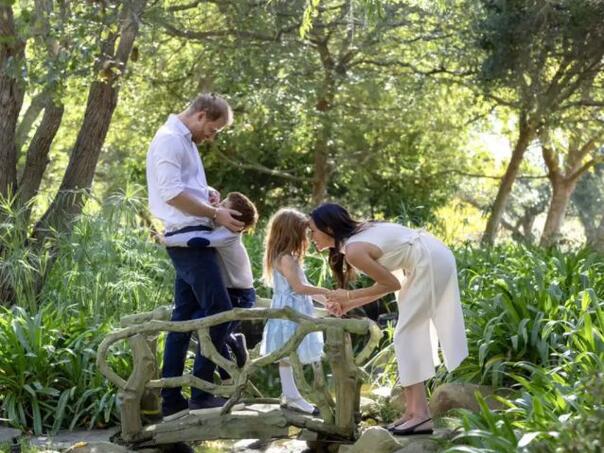 Princ Harry i Meghan bi uskoro trebali posjetiti Ujedinjeno Kraljevstvo