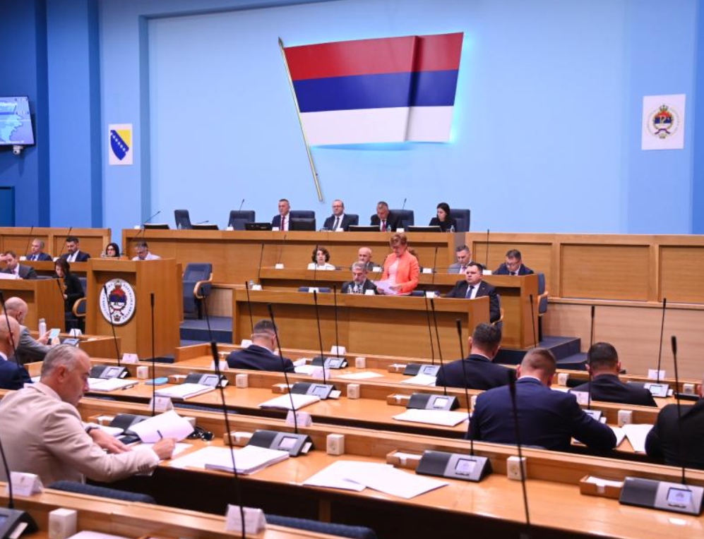 Pripravnički staž u RS skraćuju za pola